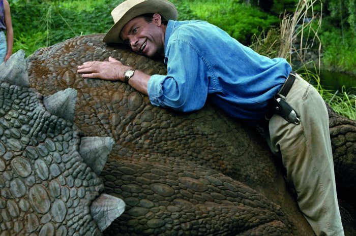 Sam Neill alias Pr Alan Grant dans le film Jurassic park en 1993