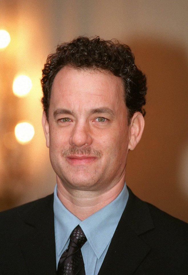 Tom Hanks opte pour la moustache en 2001