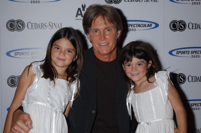 Bruce Jenner et ses filles Kendall et Kylie en 2003