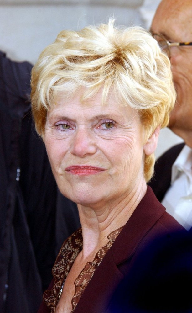 Simone Garnier (née en 1931)