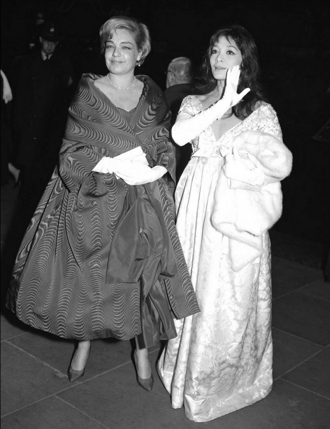 Simone Signoret et Juliette Gréco sublimes en 1958