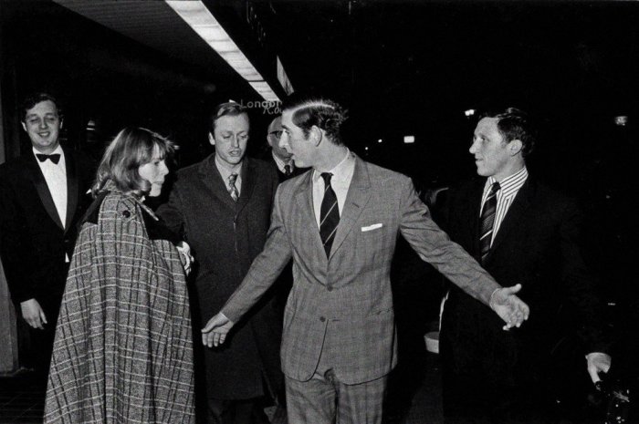 Camilla Parker Bowles et le prince Charles en 1975
