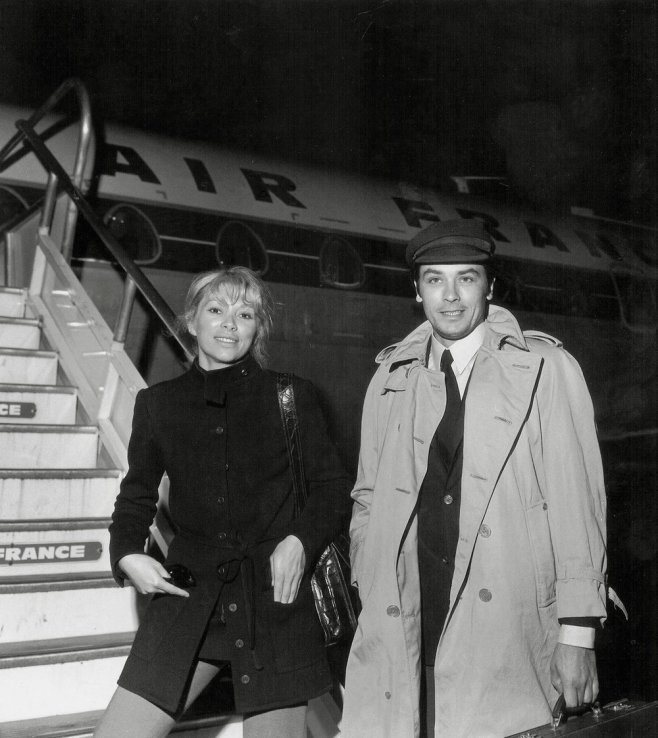 Mireille Darc et Alain Delon en 1969