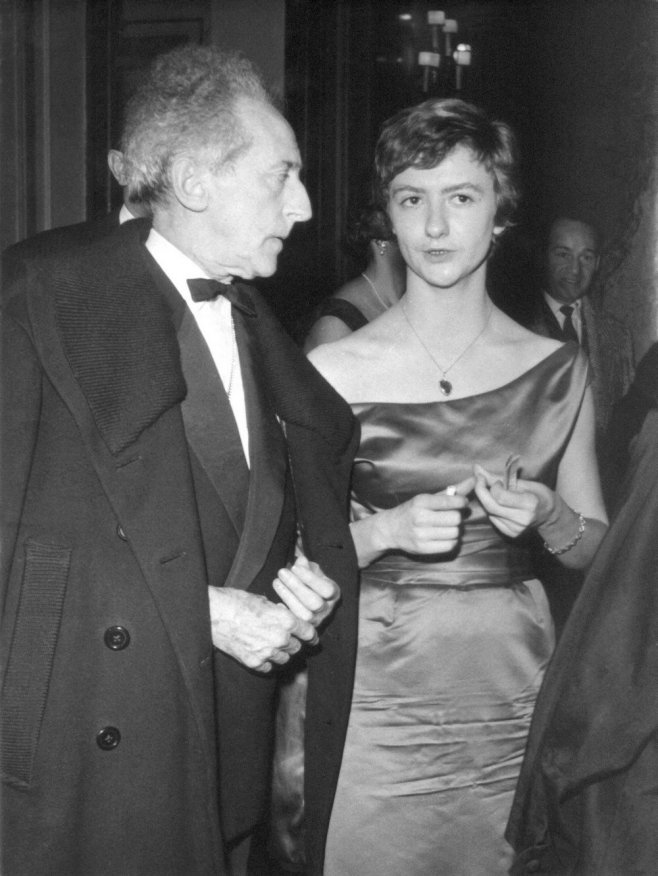 Françoise Sagan et Jean Cocteau en 1957