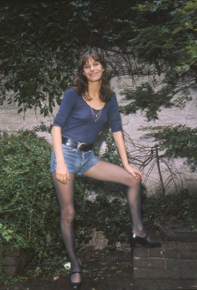 Jane Birkin, le goût pour les mini-shorts en jean 