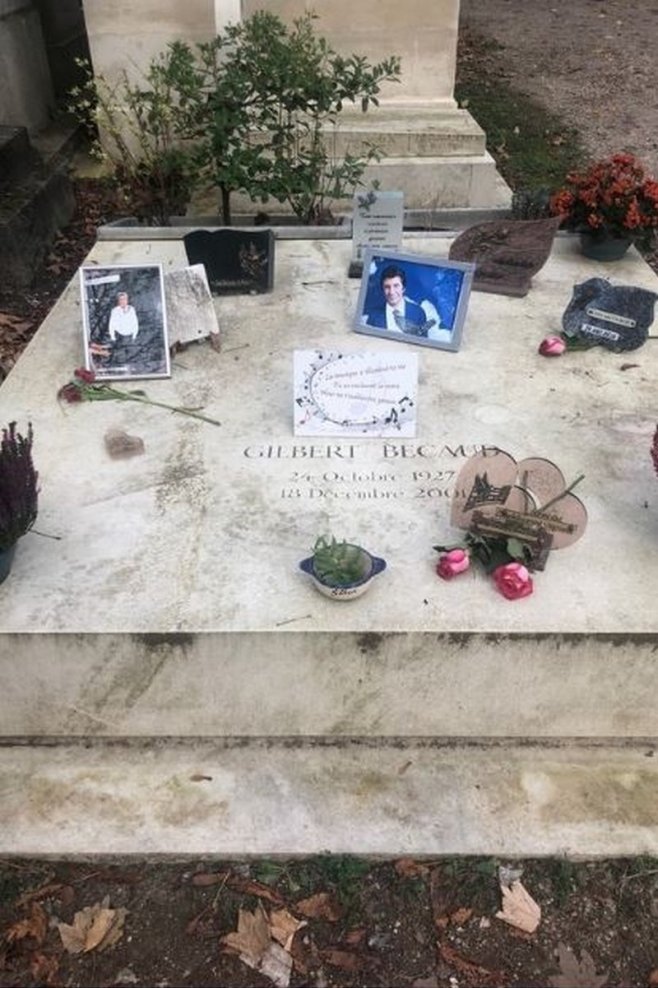 La tombe de Gilbert Bécaud aujourd'hui 