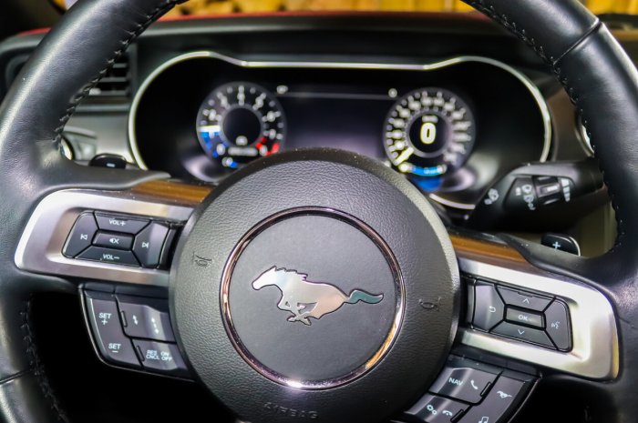 9. La Ford Mustang 