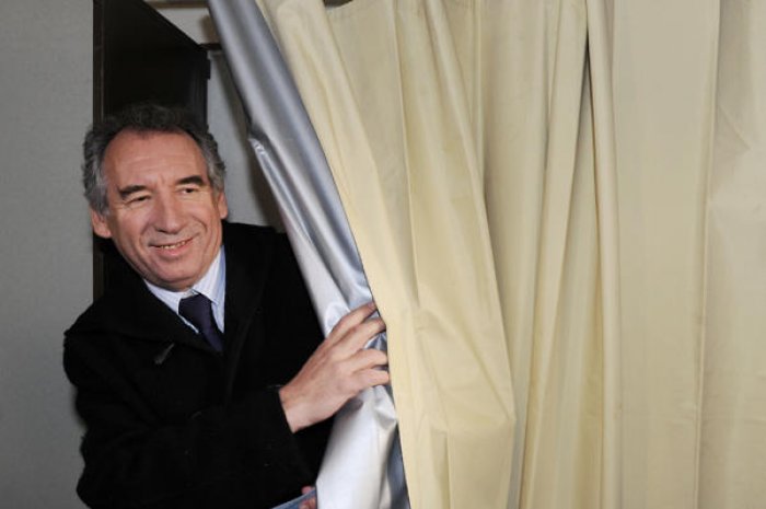 4 - François Bayrou (51 %)