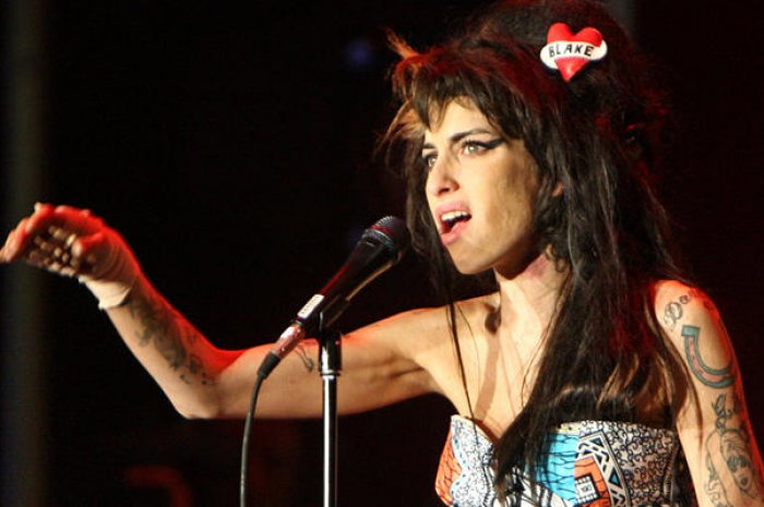 Nathalie Arthaud : Amy Winehouse