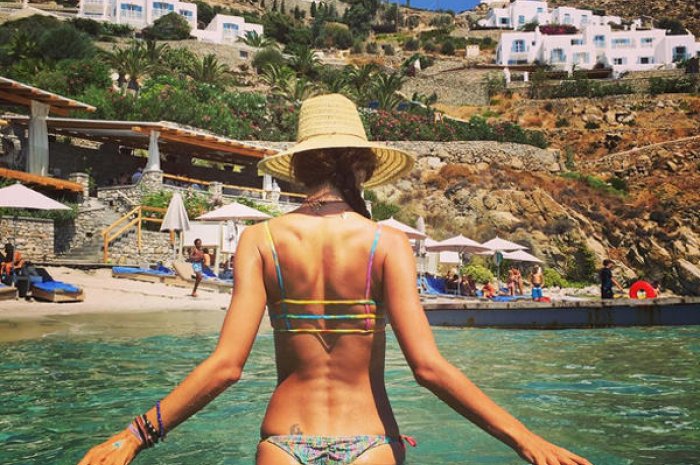 Alessandra Ambrosio : des vacances ultra sexy