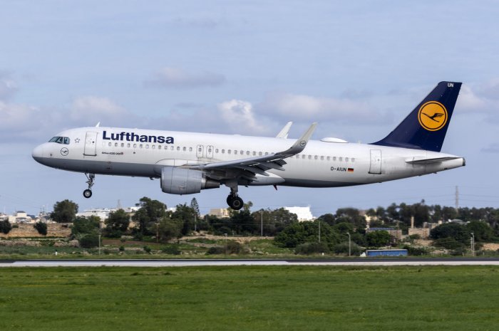 9.&nbsp;Lufthansa