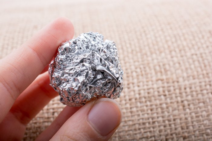 Une boule d'aluminium 