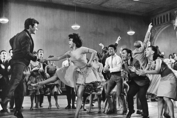 George Chakiris et Rita Moreno dans le film West Side Story