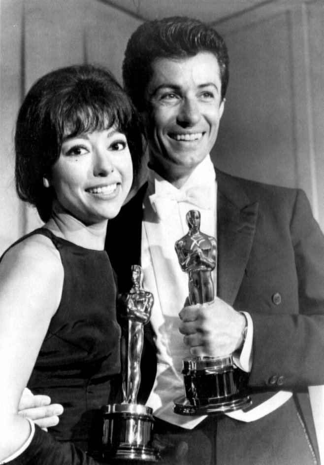 George Chakiris et Rita Moreno récompensés aux Oscars en 1962