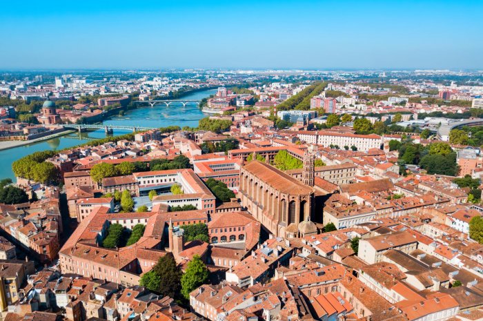 9. Toulouse 
