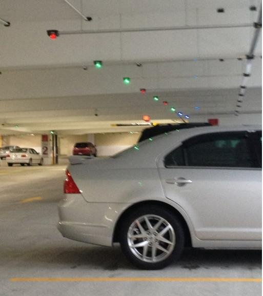 Les diodes qui indiquent si une place de parking est disponible
