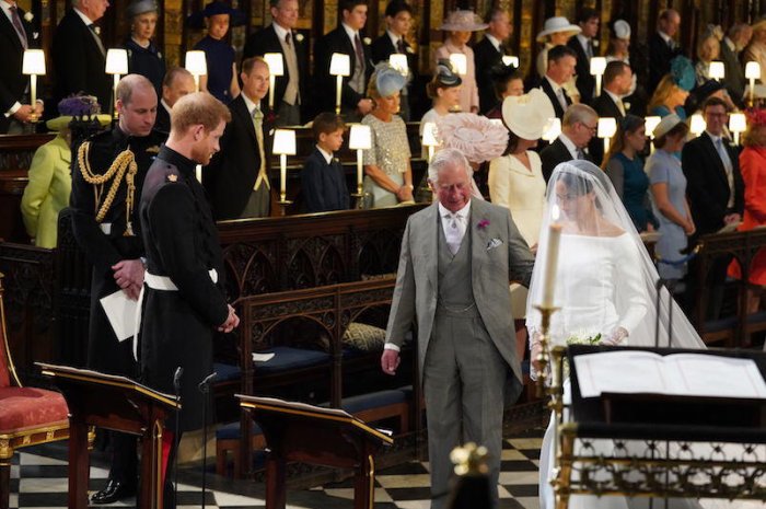 Mariage du Prince Harry et de Meghan Markle : le Prince Charles accompagne Meghan jusqu'à l'autel