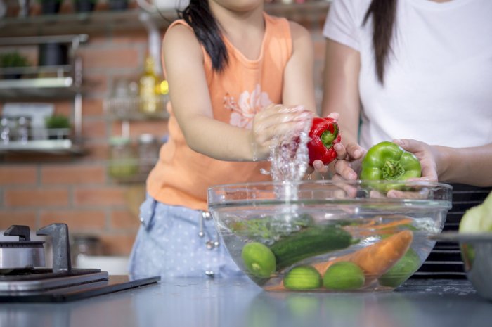 Lavez vos légumes avec du bicarbonate pour éliminer les pesticides
