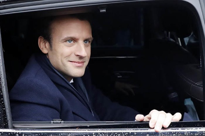 Emmanuel Macron, quatrième personnalité favorite pour aller en vacances