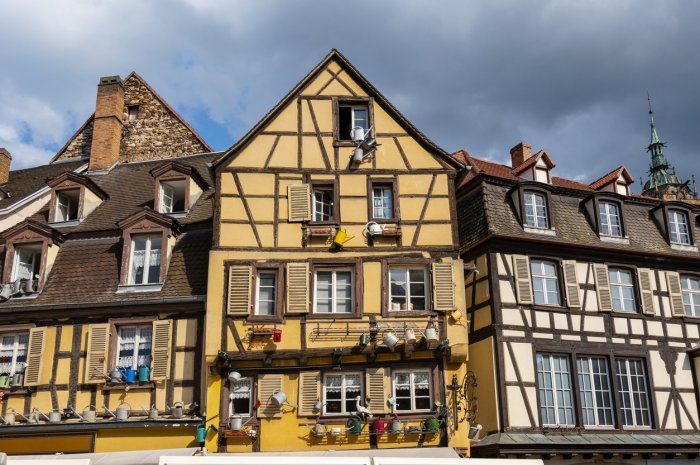 Alsace (ancien territoire géographique) : 186 800 €