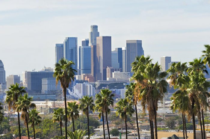 4. Los Angeles : 5 250 personnes (+8,6%)