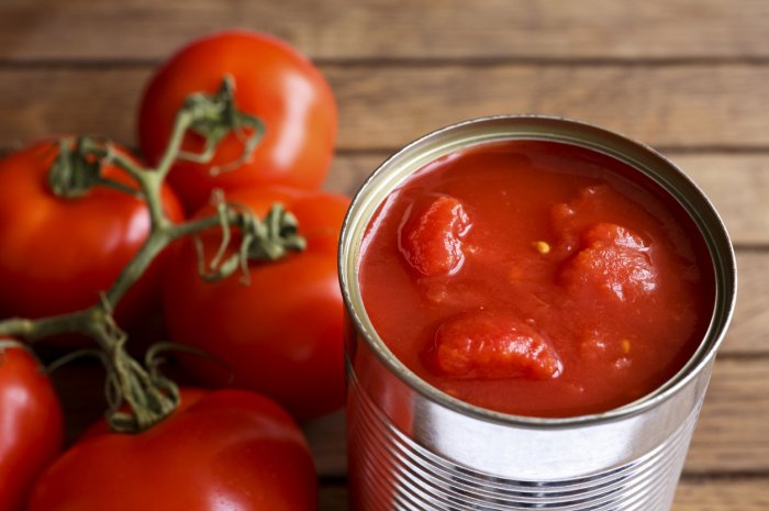 Les tomates en conserve