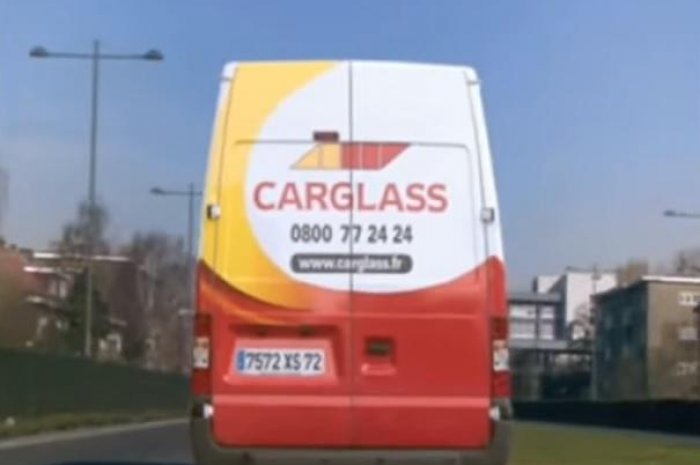 Carglass : "Carglass répare, Carglass remplace"