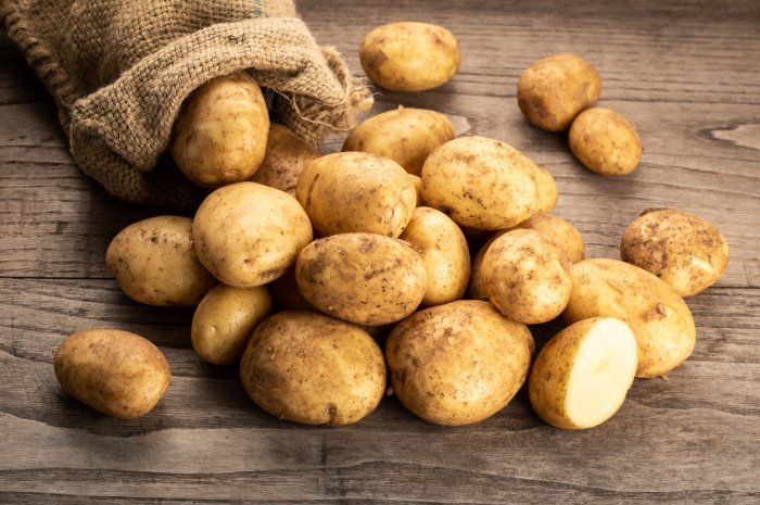 Les pommes de terre et patates douces