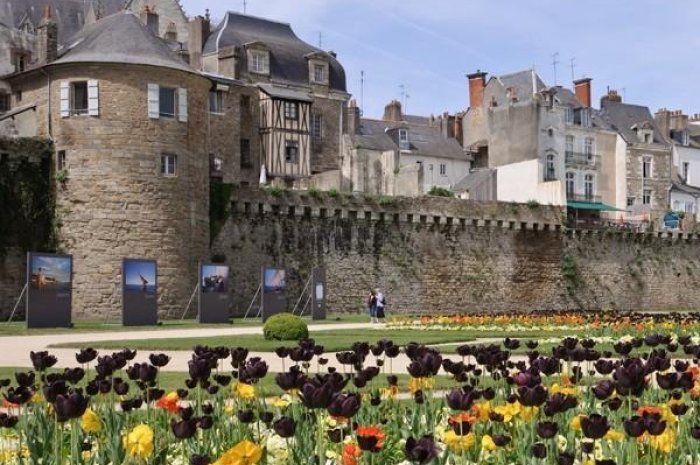 La Bretagne : 101,5 jours entre deux passages
