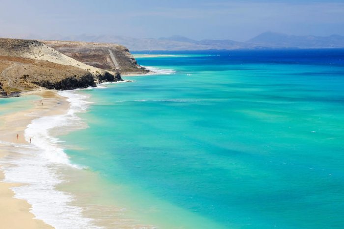 10 lieux sublimes pour pratiquer le naturisme en hiver : Fuerteventura (Îles Canaries)