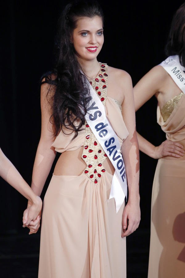 Marie-Laure Cornu élue Miss Prestige National 2014