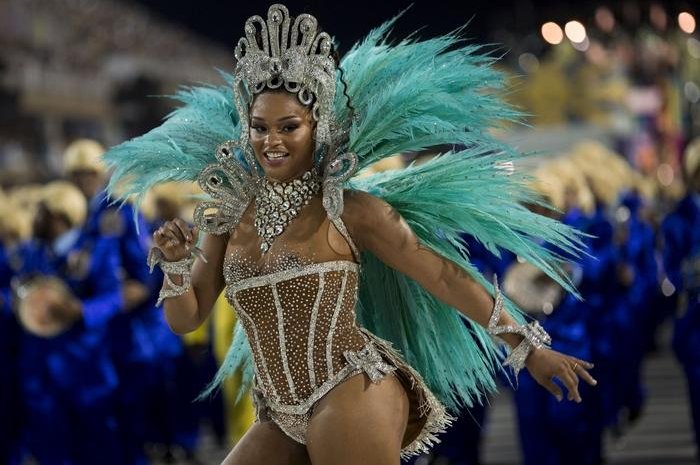 Carnaval de Rio 2018 : fête, glamour et politique