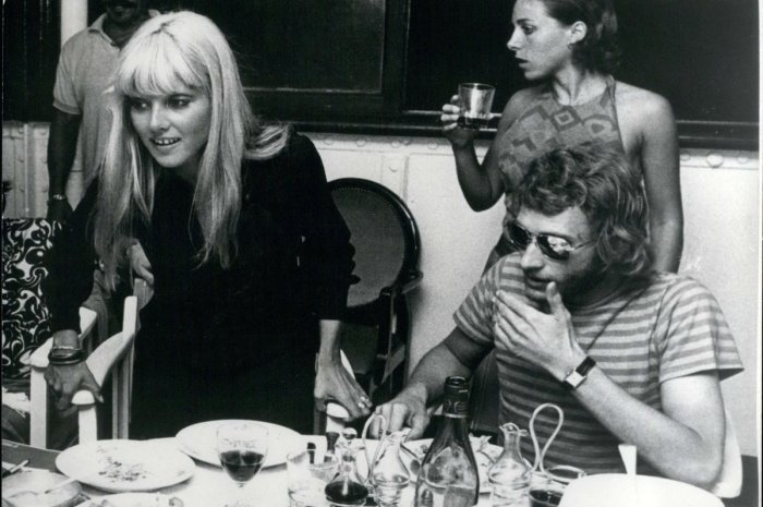 Johnny Hallyday et Sylvie Vartan en plein dîner