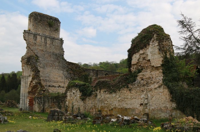 L’abbaye hantée de Mortemer (Eure)