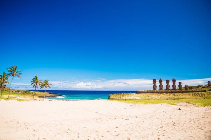 4 - La plage d'Akena sur l'île de Pâques