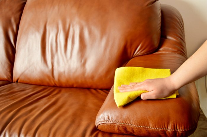 Redonnez de la brillance à votre canapé en cuir avec du blanc d’œuf