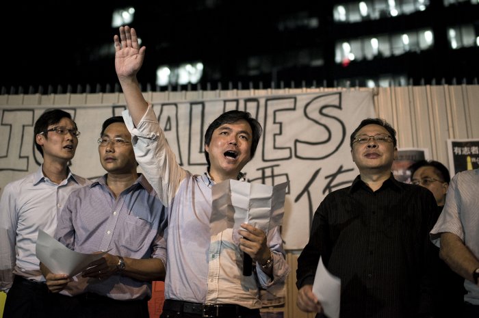 Les responssables d'Occupy Central invitant les Hongkongais à manifester
