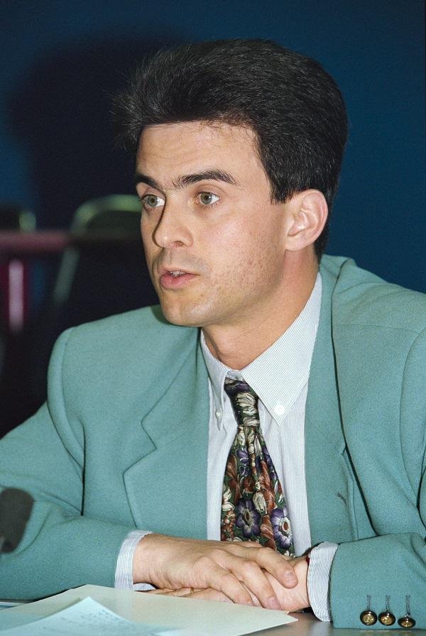 En 1994, Manuel Valls était secrétaire national du PS à la communication