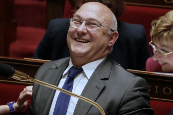 Michel Sapin, le ministre de l’Economie et des Finances soutient Benoît Hamon