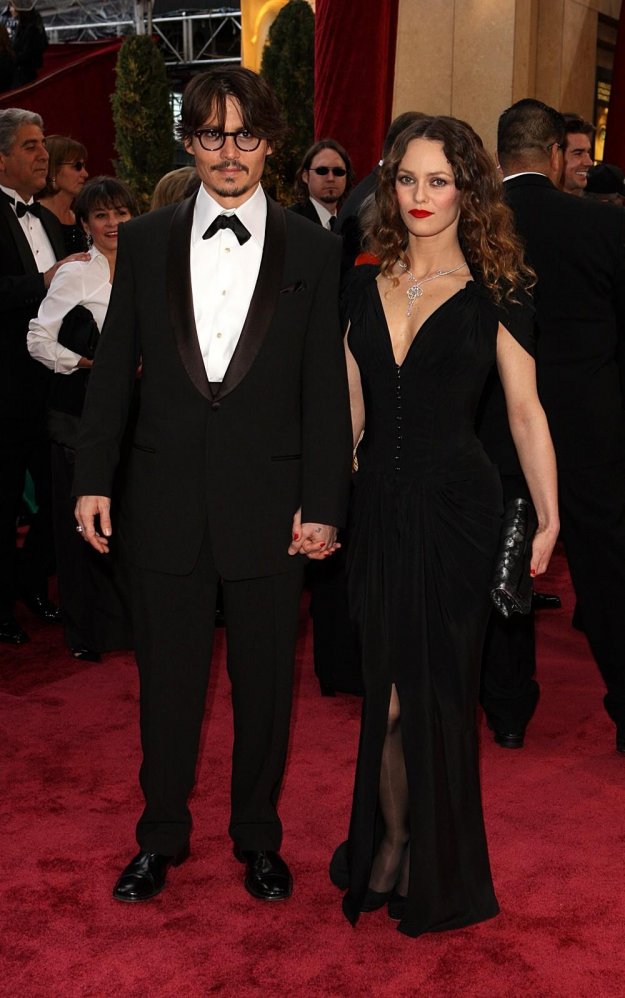 Vanessa Paradis sur le tapis rouge des Oscars en 2008