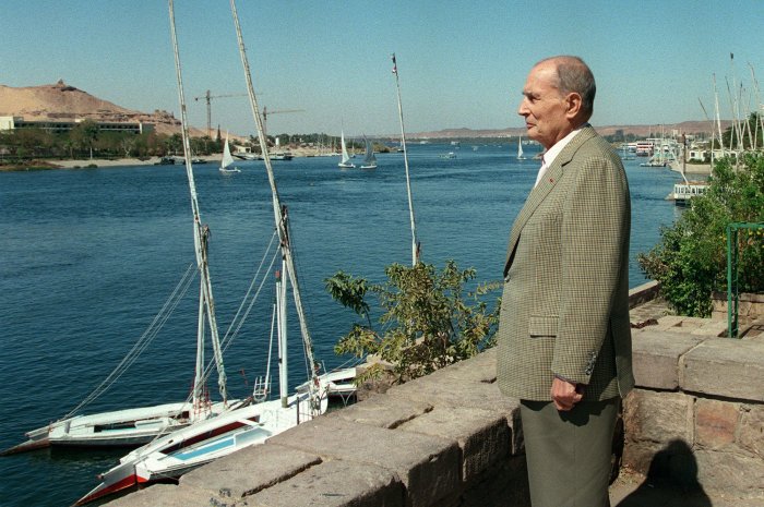 François Mitterrand àAssouan, en Egypte, le 28 février 1995