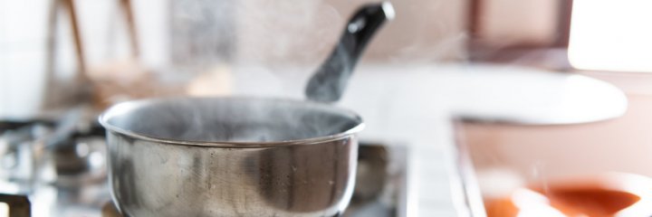 Poêle, casserole… Quand faut-il les remplacer ?