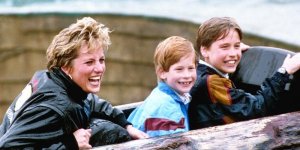 Lady Diana avec les princes William et Harry : découvrez 10 magnifiques clichés de famille