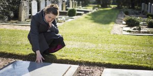 Caveau, pompes funèbres… A combien s'élèvent les frais d'obsèques ?