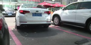 Chine : des places de parkings plus larges réservées aux femmes font débat