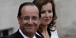 "Le Président qui voulait vivre ses vies": le livre qui fait peur à François Hollande