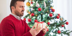 Noël : les astuces insolites des internautes pour se débarrasser des cadeaux qui ne vous plaisent pas