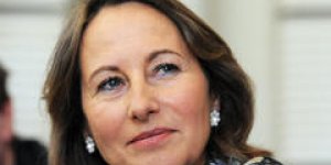 Bizutage : Ségolène Royal donne des conseils à la Belgique