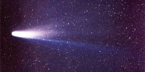 Espace : une comète est passée (vraiment) très près de la Terre