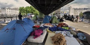 Paris : un camp de migrants évacué à cause d’une épidémie de gale